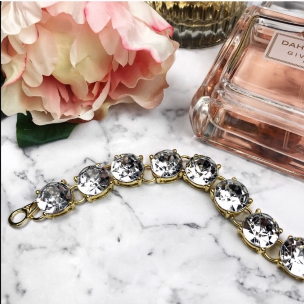 “QUEEN OF ICE” • Sparkling Crystal Gem Bracelet